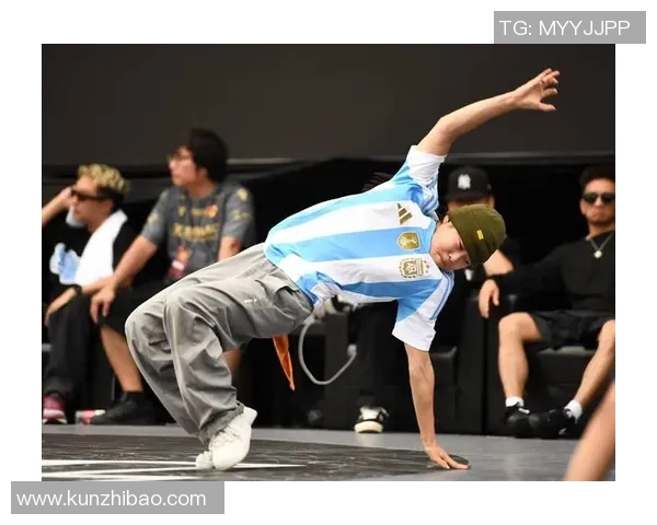 南京街舞队的防反策略分析与表现评估探讨 南京街舞队的防反策略分析与表现评估探讨